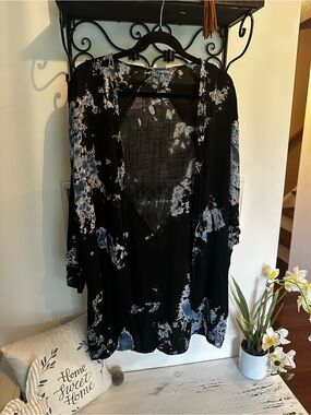 Hard Tail Black and Blue Tie-Dye Rayon Kimono Pockets